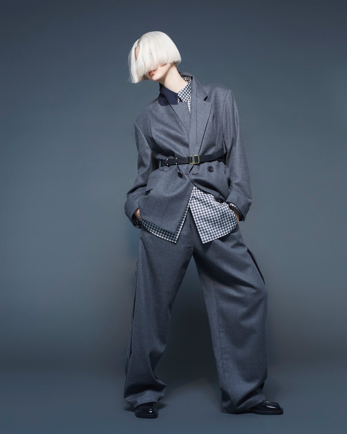 side pleats relax wool pants / gray