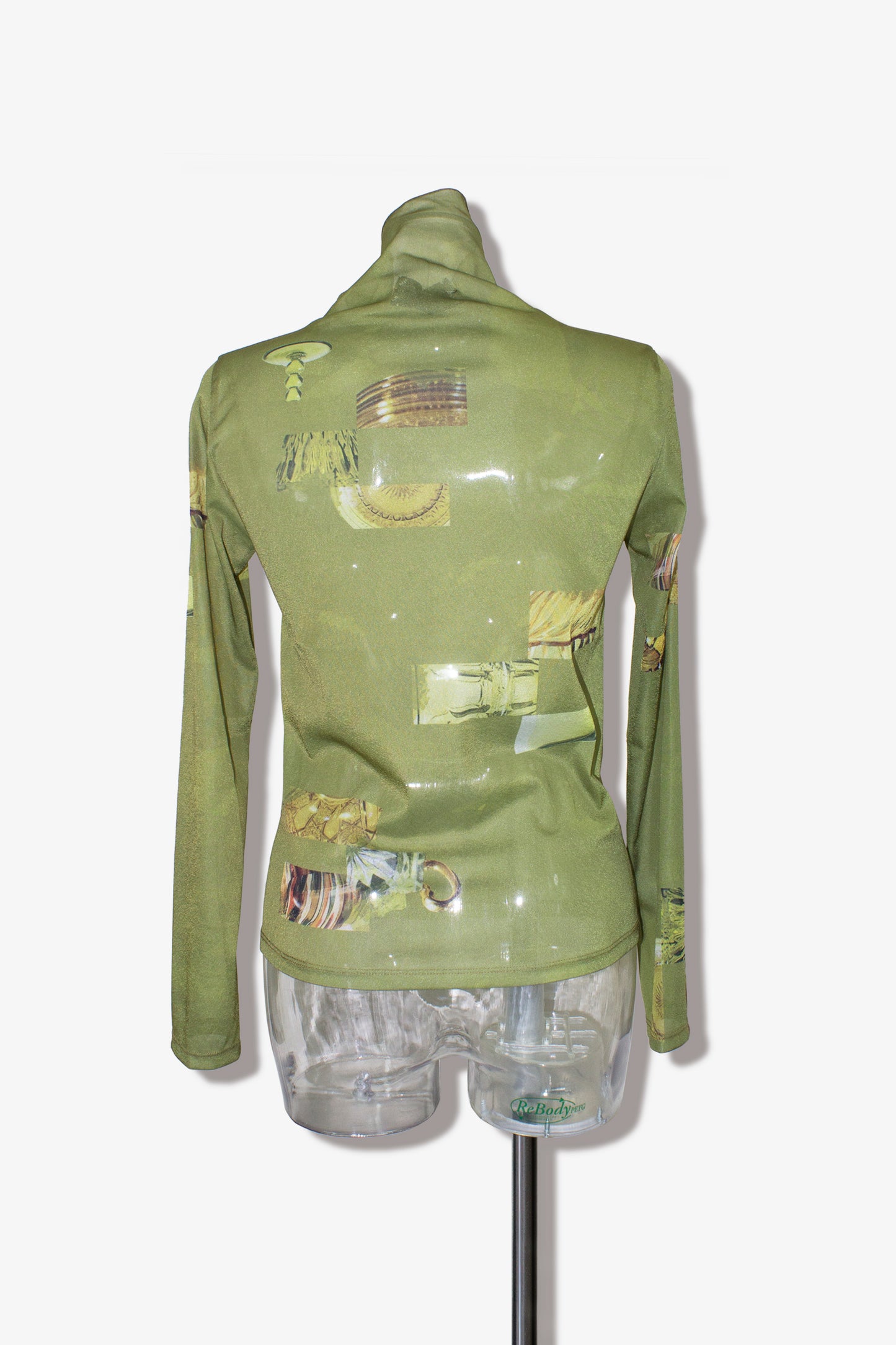 dish pattern sheer Tshirts / green