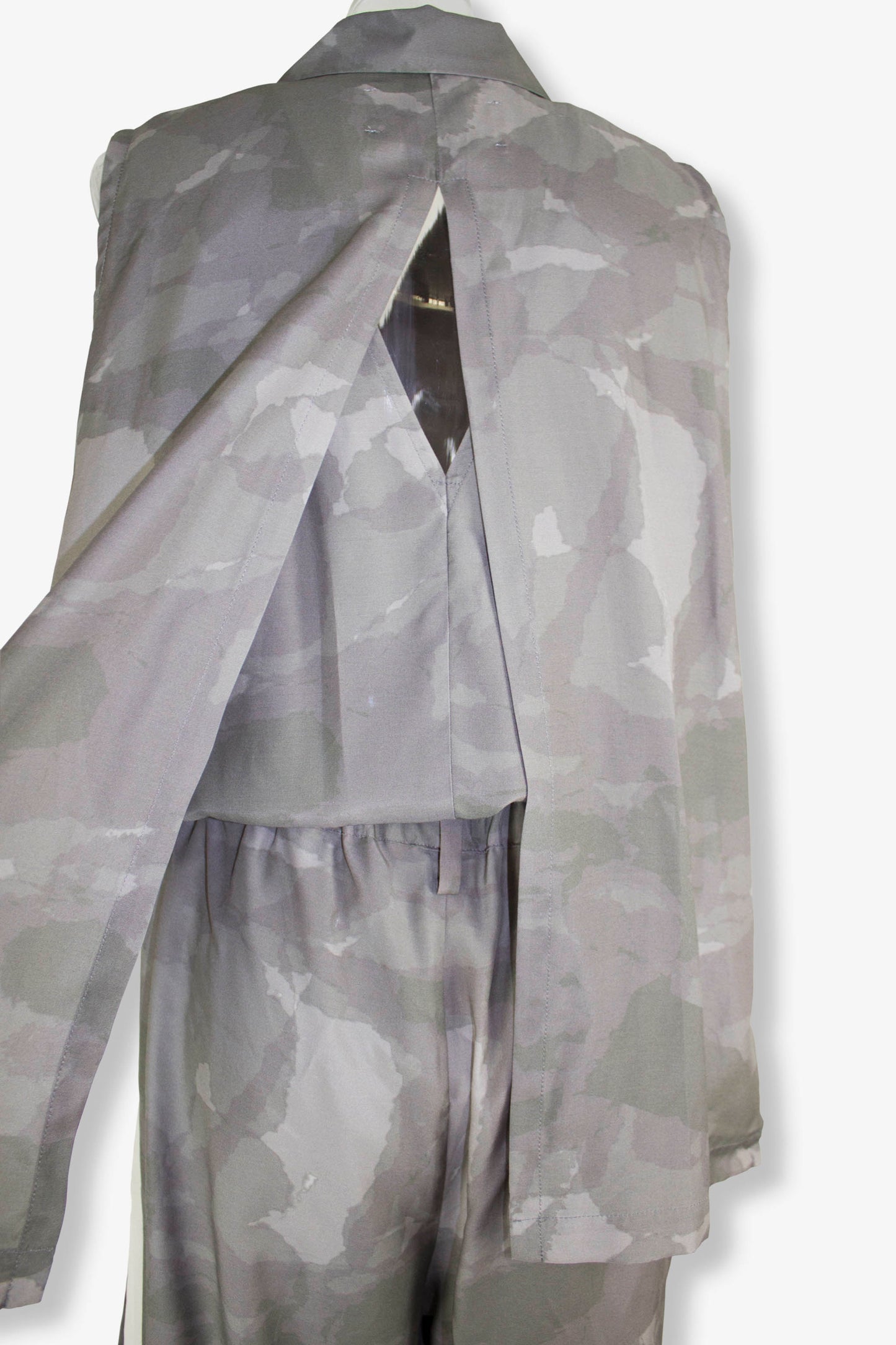 aloha fabric jump suits / khaki
