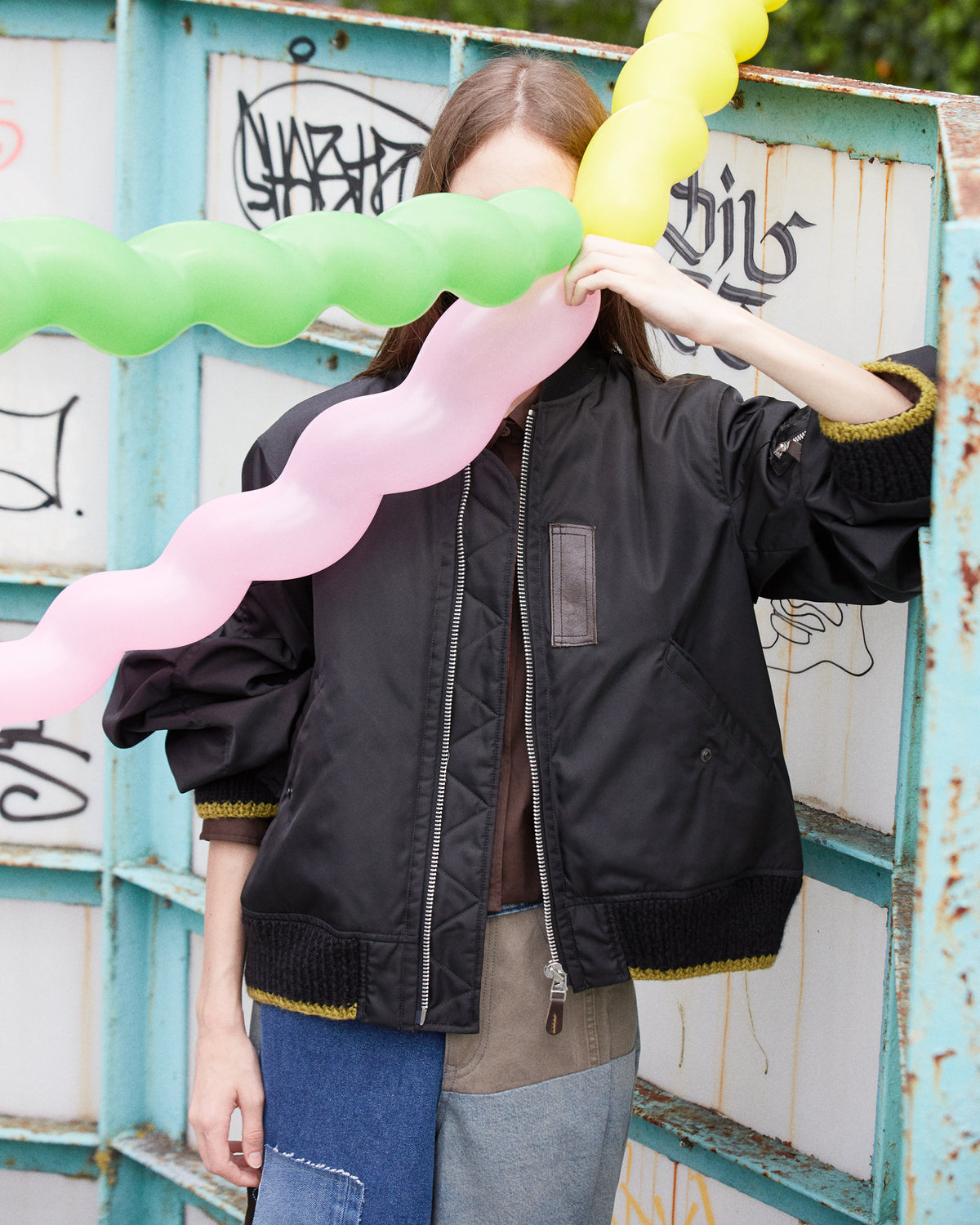 volume tuck sleeve bomber jacket / black