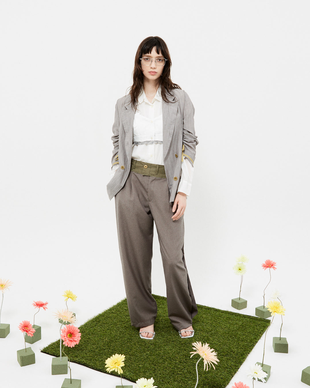 【set up item】cargo slacks pants ／ gray