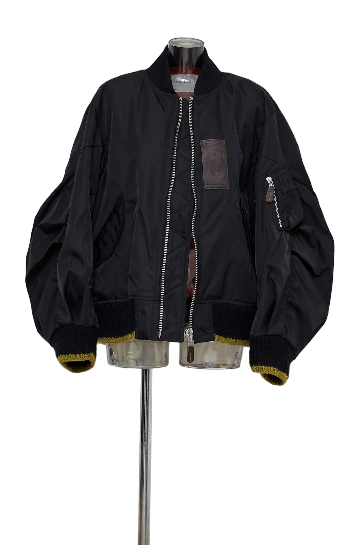 volume tuck sleeve bomber jacket / black