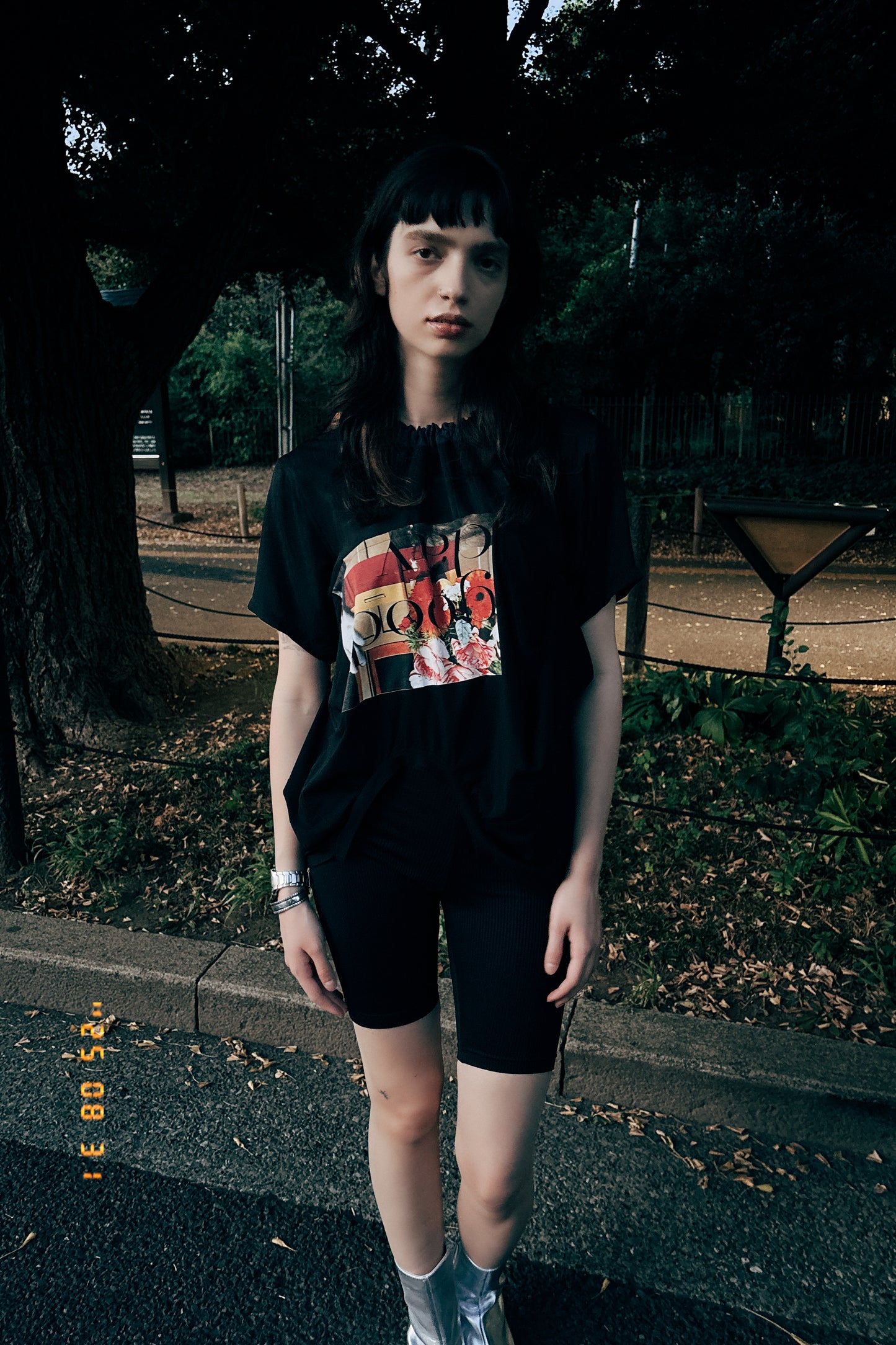 docking print tee / black