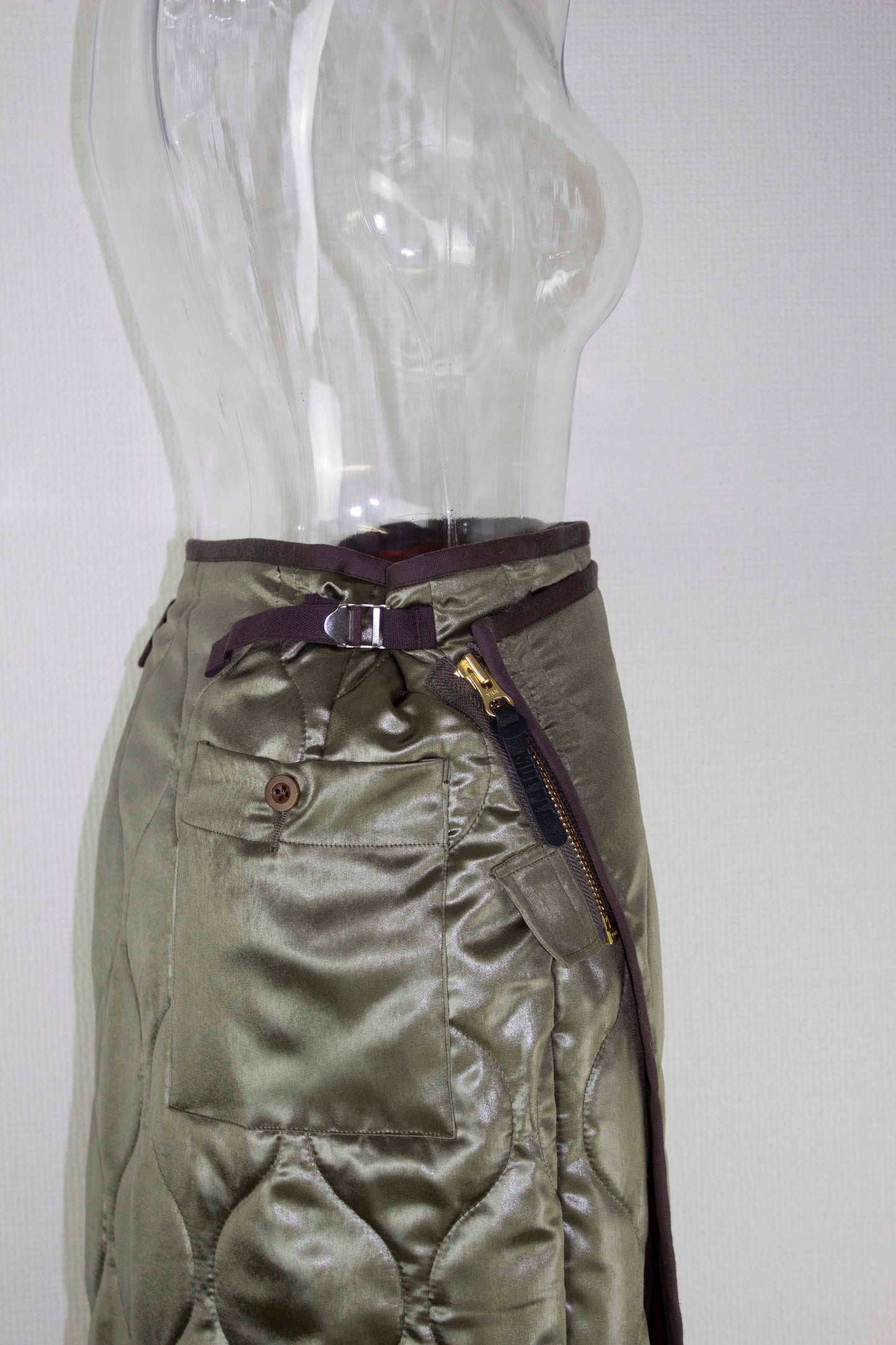 satin quilting wrap skirt  / khaki